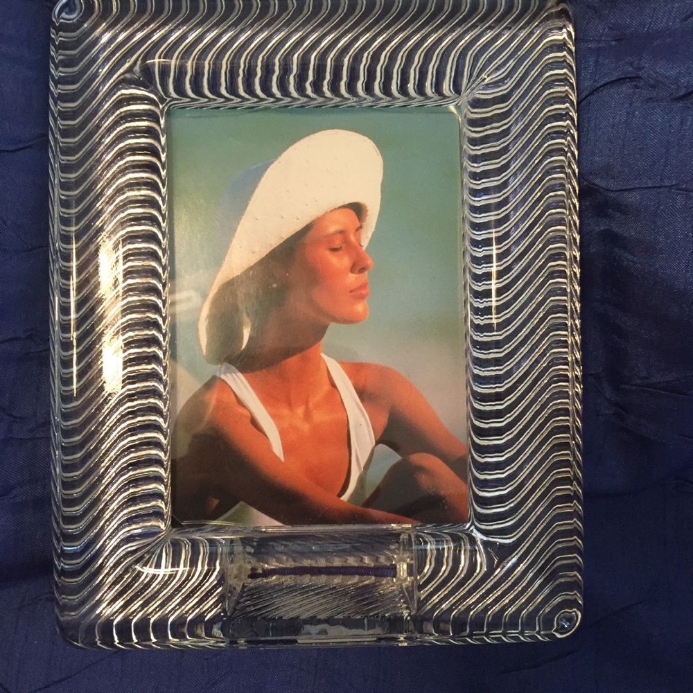 Mikasa Glass Picture frame 5” by 6”